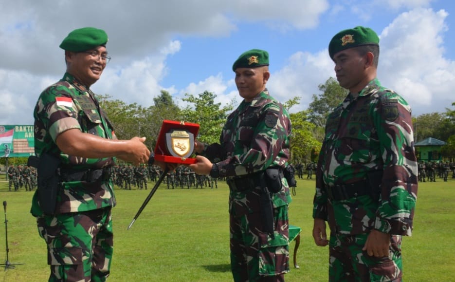 Dankolakops Korem 174/ATW Pimpin Serah Terima Satgas Pamtas RI-PNG ...